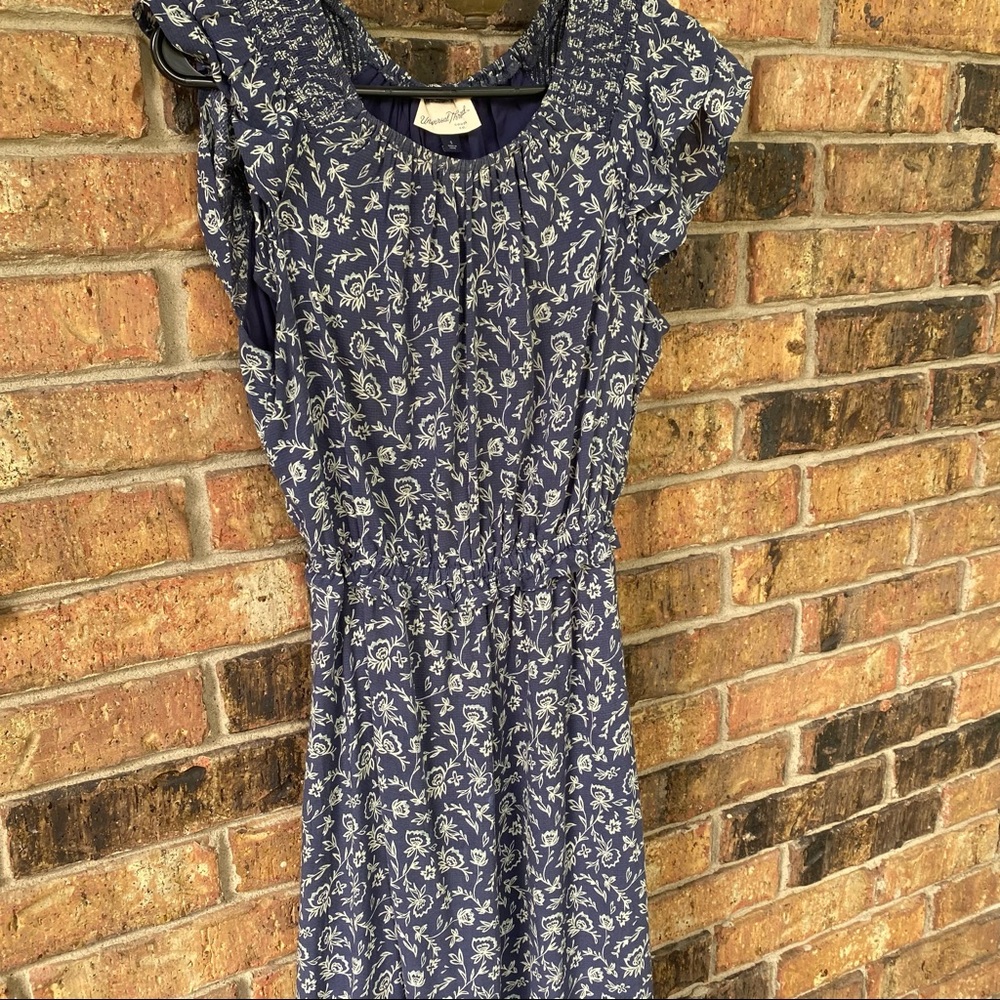 Universal thread woman’s maxi dress with pockets